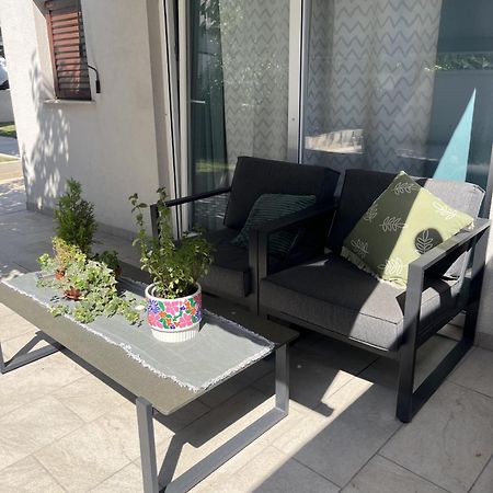 Small House Nea In City Center-With Free Parking Πούλα Εξωτερικό φωτογραφία